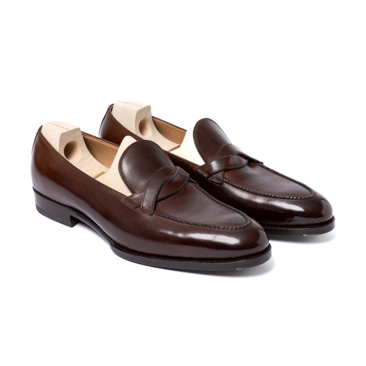 Loafer "Curved Strap" aus braunem Kalbsleder - reine Handarbeit